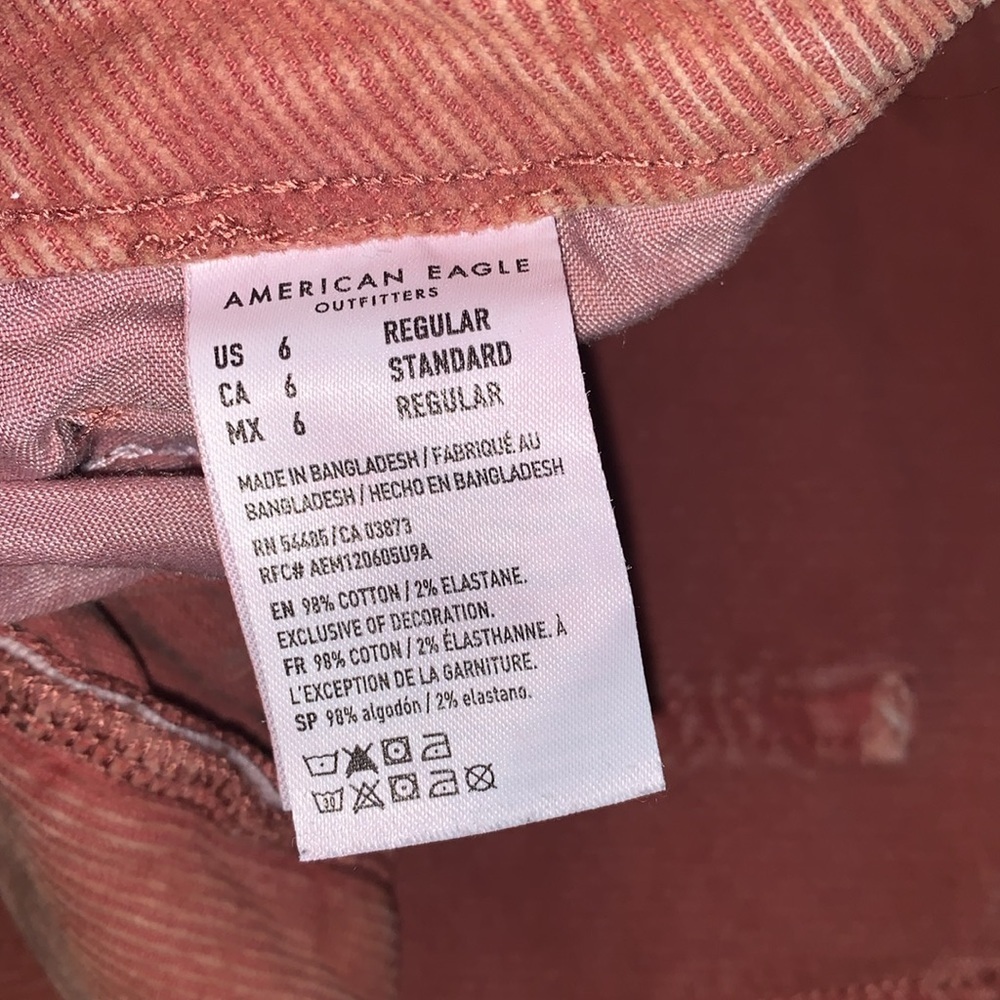 American Eagle Outfitters Mom Straight Jean‎ Corduroy’s.  Size 6. - Picture 3 of 11